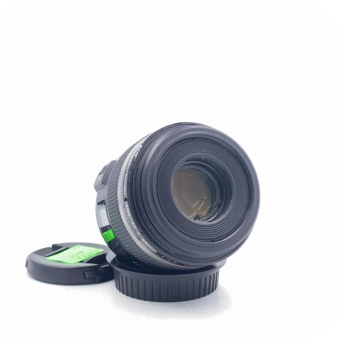Canon 60 mm / F 2.8 MACRO USM Objectifs